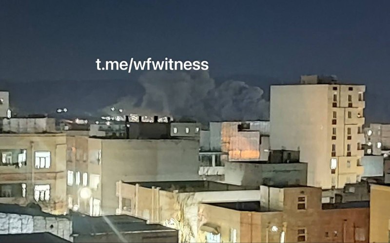 1.以色列空袭刚刚针对德黑兰南部2. 以色列袭击后，德黑兰南部目前升起一大股浓烟3.未经证实的报道称，伊朗阿拉克重水反应堆遭到直接、猛烈的空中轰炸，核设施发生大规模爆炸