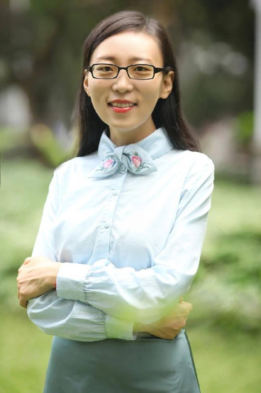 1.这个叫孙频的女作家完全是个低智商抄袭惯犯，连世界名著都能堂而皇之地抄😰真是一点儿脸都不要了❗️就这还卖书，完全是诈骗❗️2.这种抄袭惯犯是怎么做到这么自信的1.这个叫孙频的女作家完全是个低智商抄袭惯犯，连世界名著都能堂而皇之地抄😰真是一点儿脸都不要了❗️就这还卖书，完全是诈骗❗️2.这种抄袭惯犯是怎么做到这么自信的