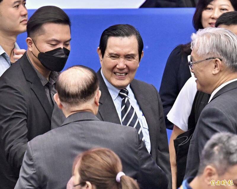 谁能代表马英九？揭蓝营两岸路线宫斗全面白热化