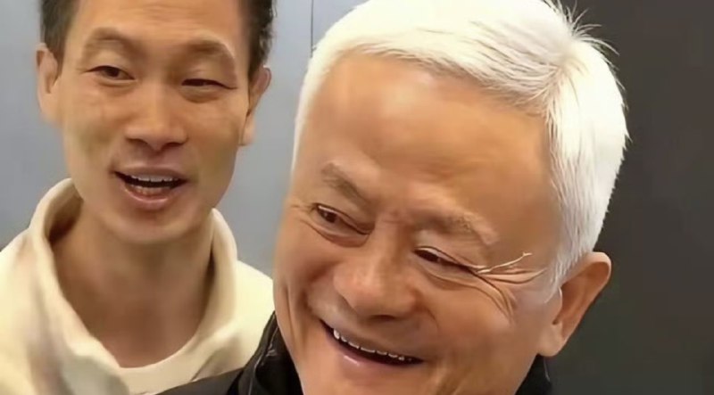 总裁简报 CEO Briefing