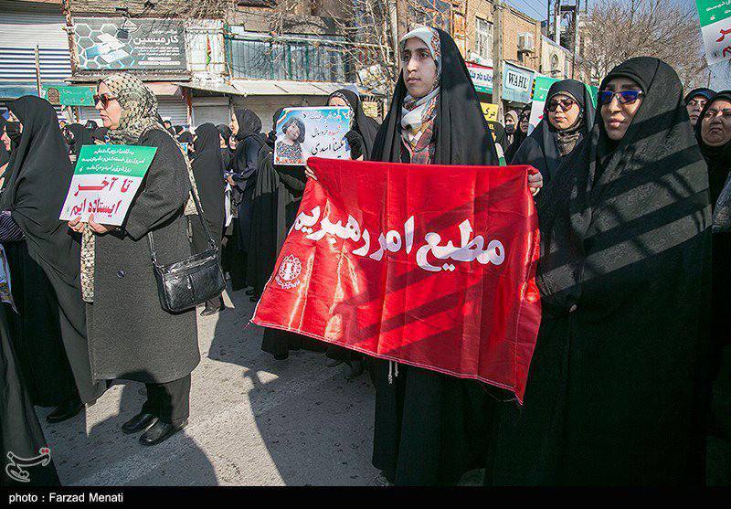 🇮🇷 3岁女童梅丽娜·阿萨迪在抗议活动中丧生