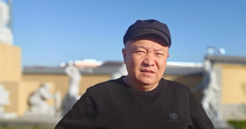 新疆哈萨克作家被指“极端思想”遭羁押