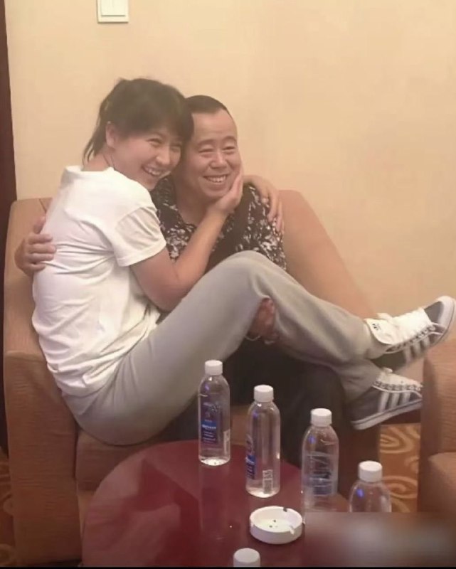 破幕推墙 (Twitter)RT @CHENXIGM