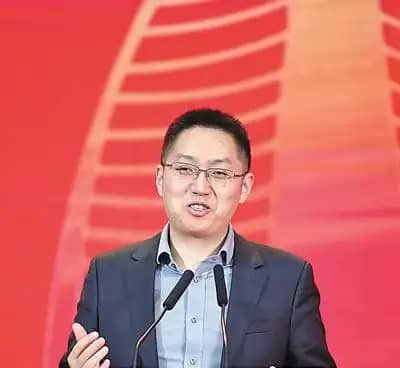 王局拍案
