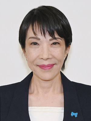 10月4日，日本，高市早苗击败小泉进次郎，当选日本自民党总裁
