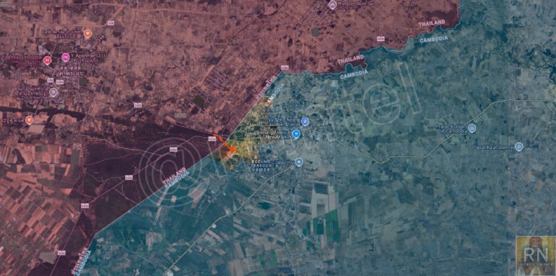 1. 1.泰國陸軍在10日進入柬埔寨邊境地區，拿下邦特拉庫安(Bung Trakuan)地區，但隔天11日，柬埔寨軍方發動反擊，迫使泰國軍隊撤離，重新把國旗換成柬埔寨國旗，同時也撤掉鐵絲網2.泰國軍方11日公布戰況，在 Phnom Praset Thisou 地區摧毀了一支由 6 輛柬埔寨戰車組成的裝甲車隊，據推測是在通往山頂位置（粉紅色線）的新建道路上等待近一步的官方資訊位置資訊