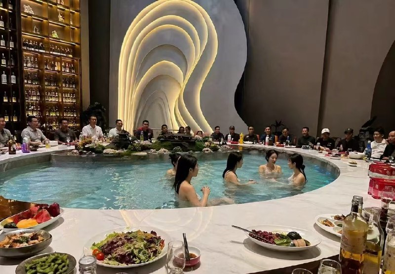 所谓伊人 在水一方
