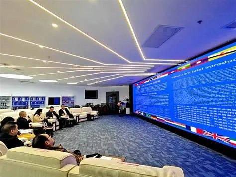 女局长被举报出轨至少9人 大量亲密聊天公布