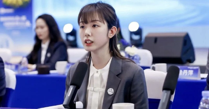 总裁简报 CEO Briefing