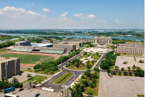 惊传：沈阳工学院学生砍死老师 内幕曝光