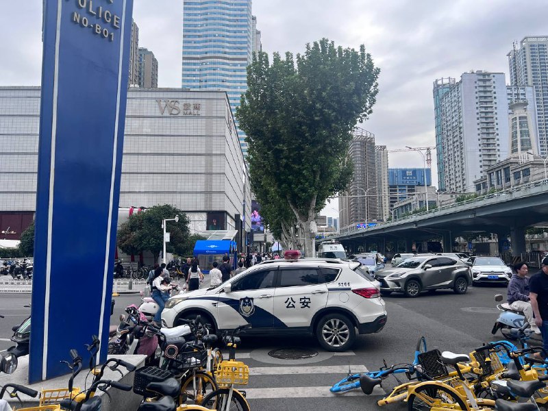 李老师不是你老师