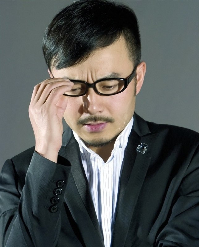 王局拍案