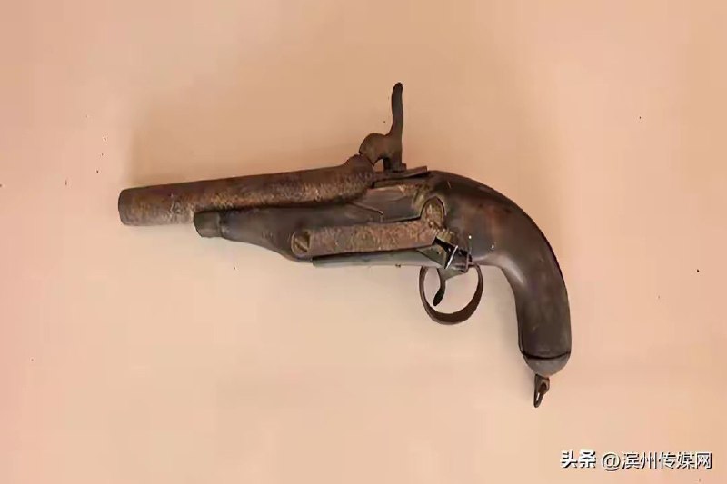记者小舞