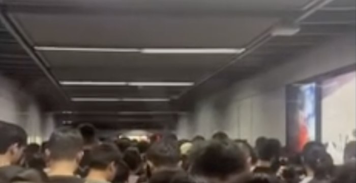 年底开APEC峰会 深圳地铁突升级安检惹民怨