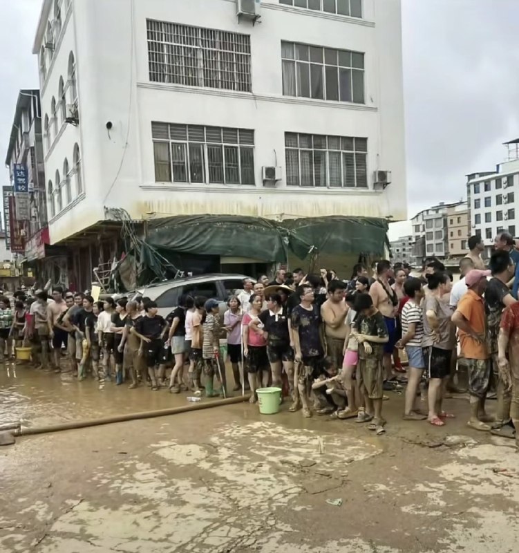 1.国内唯一能客观报道广西六蓝水库新闻的，也就只有凤凰网了