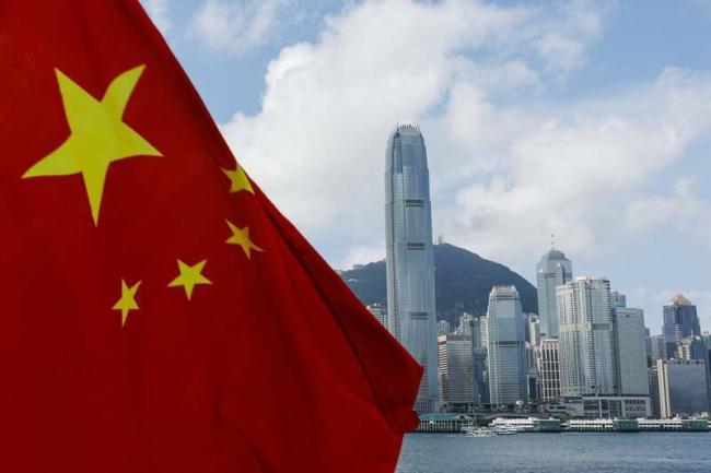 揭中国发展困局：“崩老头”怪象