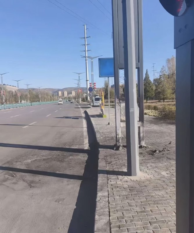 1.华为问界，无人驾驶，起火，车主被活活烧死……陕西榆林神木那个问界车事故