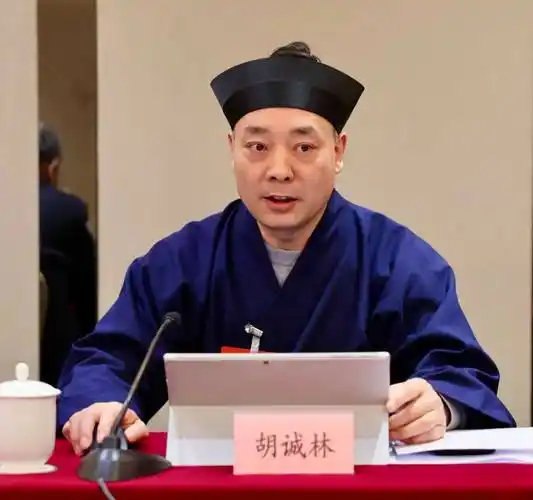 王局拍案