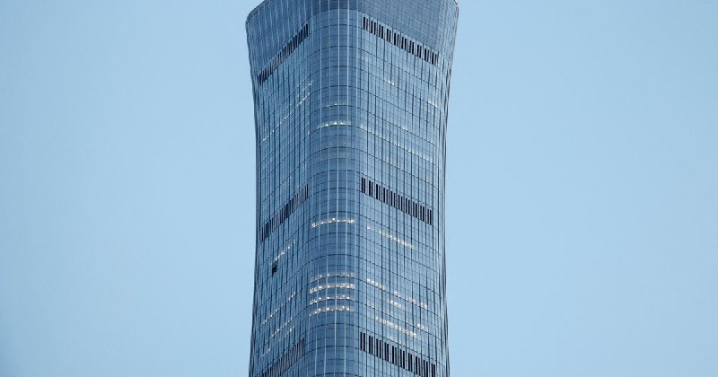 七一党庆前小飞机撞北京高楼 为什么网络很快“被”安静了？