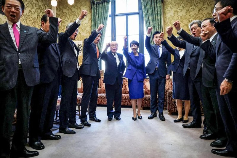 ⁠ 日本众院解散选战开跑 高市誓赢过半议席推进保守政策上台刚满三个月，日本首相高市早苗星期五（1月23日）在国会众议院开年首场会议上宣布解散众议院，为2月8日举行的选举拉开帷幕，目标是争取与执政联盟成员维新党联手拿下过半议席；在野党则猛批高市为了私利提前举行闪电大选，预言这将制造政治权力真空