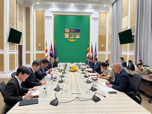 东南亚电诈集团迎来“围剿时刻”近日，东南亚打击跨境网络诈骗的战役迎来重大升级