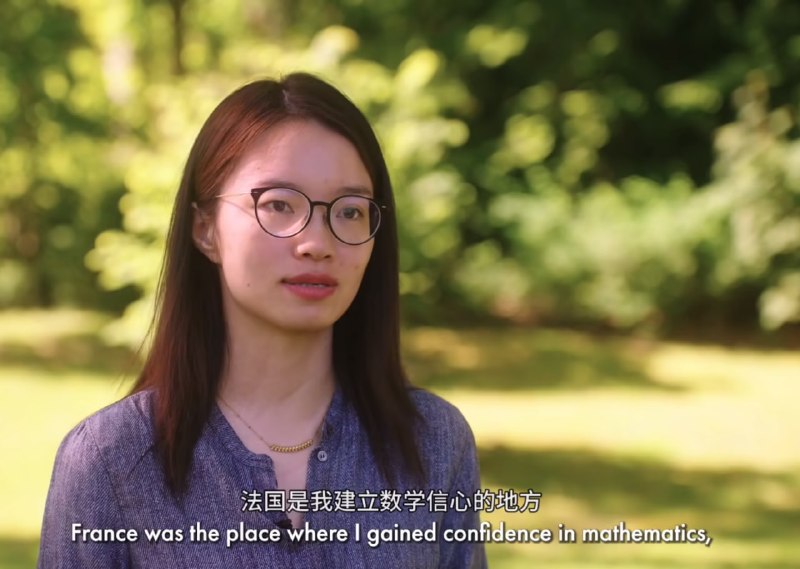⁠这就是差距，获奖第一时间，人家总统祝贺，中共，清华北大说是他们培养的😁，怪不得人家只感谢博士生导师王虹本科毕业于北大，麻省理工学院的博士，目前是纽约大学、法国高等科学研究所教授
