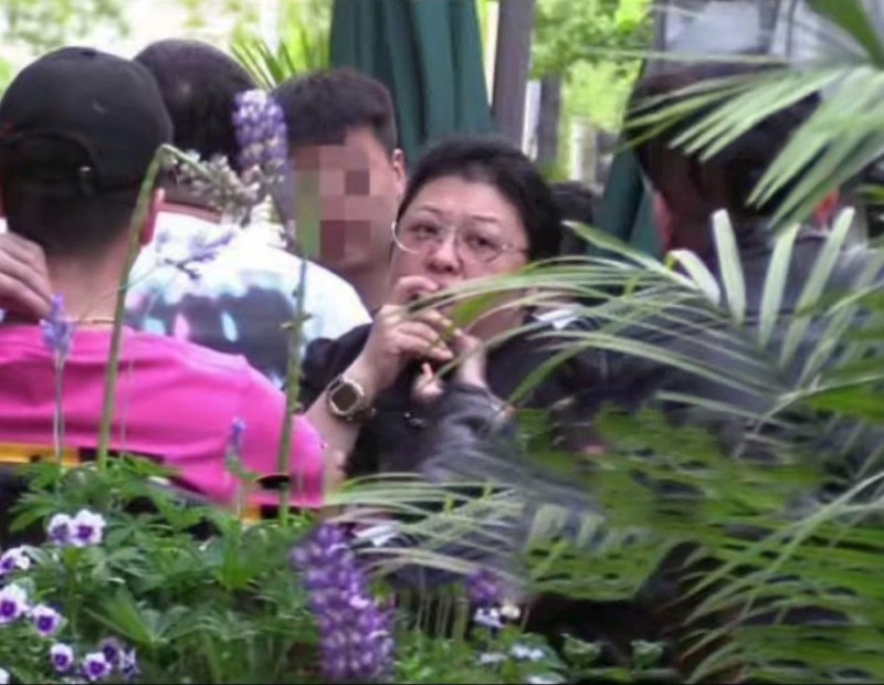 中共国一男子，向韩红基金会捐款16000多块，却查不到他的捐款记录