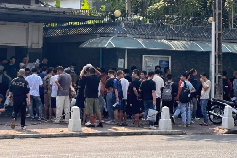 4人凑35美元房费，柬埔寨园区“大开放”下的酒店爆单潮“有时候他们一进大堂，我一眼就看得出来，是刚从园区出来的